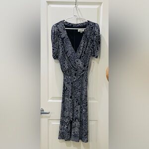 NEW…Harper Rose Drape Sleeve Patterned Wrap Dress